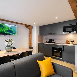 Homaris Laim Aparthotel