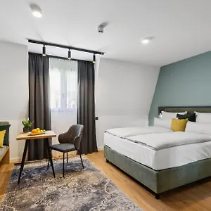 Nena Aparthotel