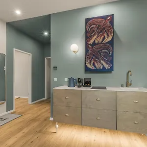 Kalm - A Design Aparthotel